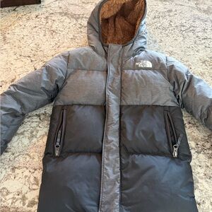 The North Face Kids Jacket - Gray and Black